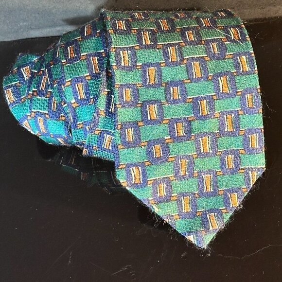 Emanuel Ungaro Silk TGreen Squares Modernist Mans EuC Festive Lush Vintage - Picture 3 of 4